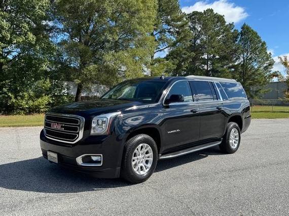 GMC YUKON XL 2017 1GKS2GKC4HR257175 image